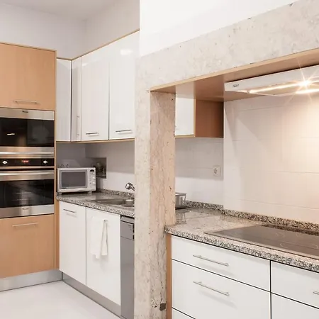 Nest House Albergue
